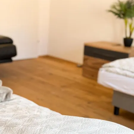 Center For 6 Apartment *